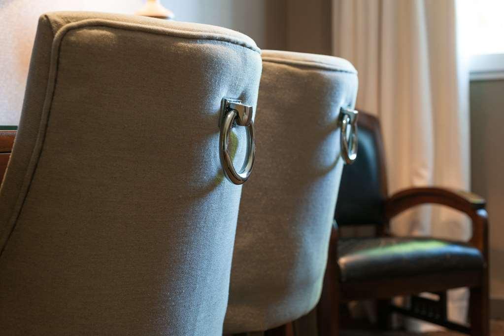 The Originals City, Hotel La Cour Carree, Eu Э (Приморская Сена) Экстерьер фото