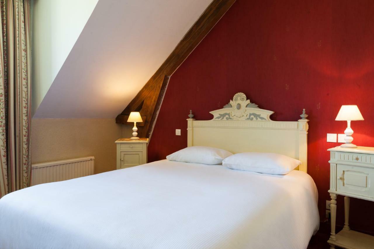 The Originals City, Hotel La Cour Carree, Eu Э (Приморская Сена) Экстерьер фото