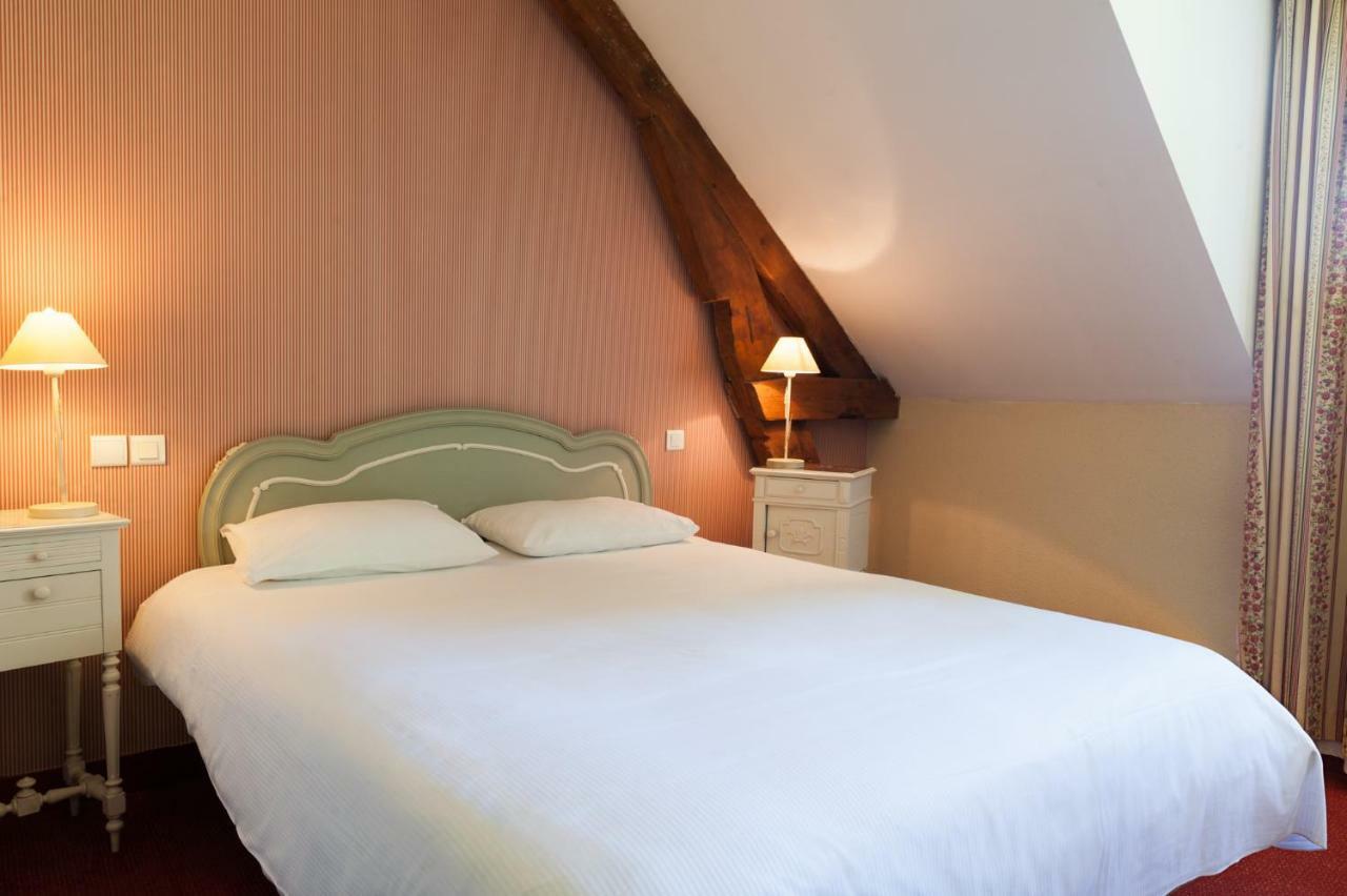 The Originals City, Hotel La Cour Carree, Eu Э (Приморская Сена) Экстерьер фото